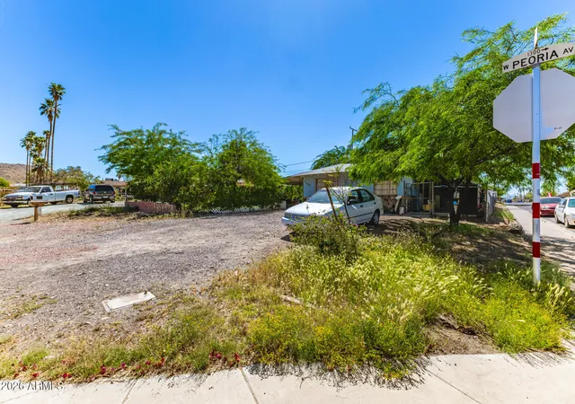 Photo 3 of Townhouse for sale at 1147 W Peoria Ave, Phoenix, AZ 85029 | MLS# 7006724 | Listing updated on 2026-08-29