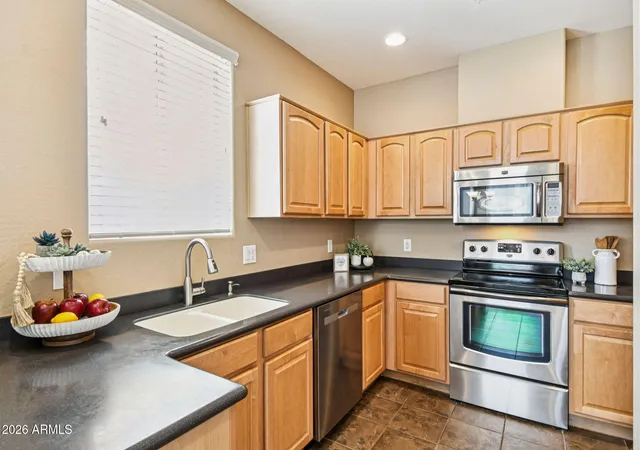 Homes for sale in Anthem, AZ | 42424 N Gavilan Peak Pkwy #33104, Anthem, AZ 85086 | MLS# 7009641