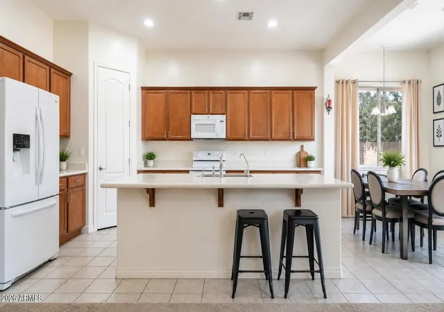 Photo 3 of Single family home for sale at 2662 E La Costa Dr, Gilbert, AZ 85298 | MLS# 7006474 | Listing updated on 2026-09-16
