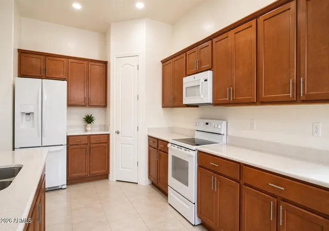 Photo 3 of Single family home for sale at 2662 E La Costa Dr, Gilbert, AZ 85298 | MLS# 7006474 | Listing updated on 2026-09-16