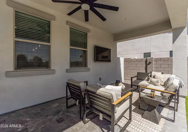 Homes for sale in San Tan Valley, AZ | 3749 W Lapis Dr, San Tan Valley, AZ 85144 | MLS# 7021876