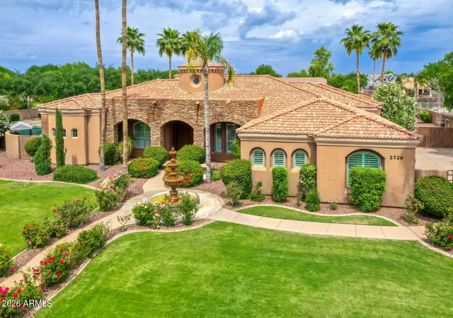 Homes for sale in Gilbert, AZ | 2726 E Via Del Arboles St, Gilbert, AZ 85298 | MLS# 7007880