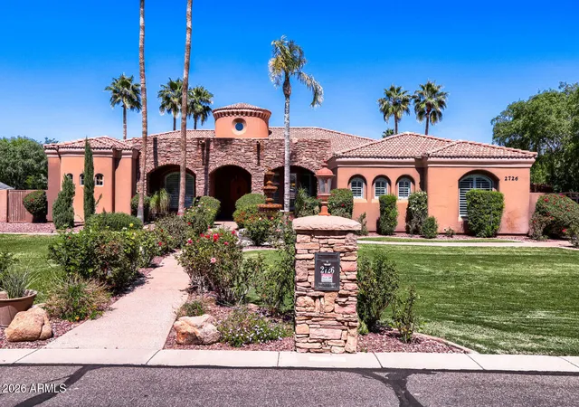 Homes for sale in Gilbert, AZ | 2726 E Via Del Arboles St, Gilbert, AZ 85298 | MLS# 7007880