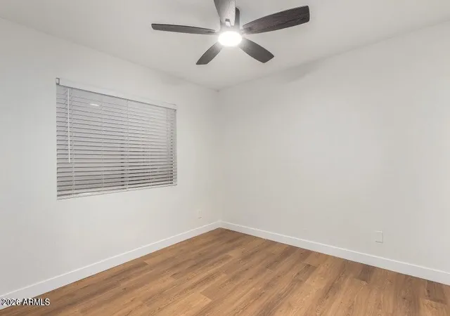 Listing Photo 2 - Condo for sale in building located at 4820 N 89Th Ave, Phoenix, AZ 85037 - Unit #100