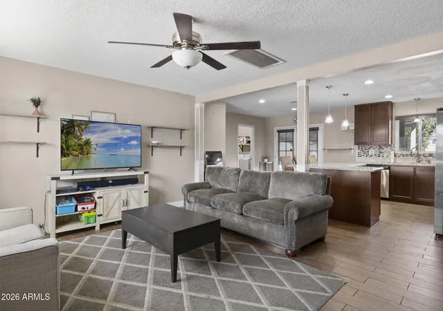1st image of 418 E Orchid Ln, Phoenix, AZ 85020 | MLS# 7006616