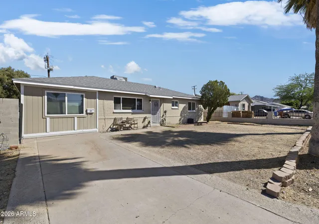 4th image of 418 E Orchid Ln, Phoenix, AZ 85020 | MLS# 7006616