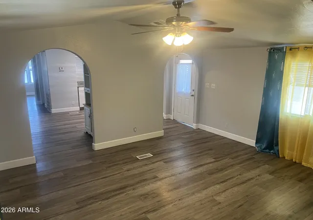 3rd image of 8601 N 71St Ave #117, Glendale, AZ 85301 | MLS# 7005531