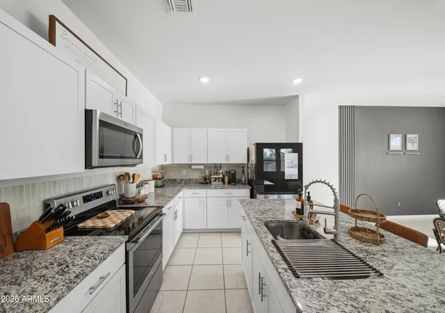 Photo 4 of Single family home for sale at 9505 W Illini St, Tolleson, AZ 85353 | MLS# 7005563 | Listing updated on 2026-09-21