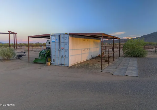 Homes for sale in Aguila, AZ | 00001 N 528Th Ave #14, Aguila, AZ 85320 | MLS# 7006352