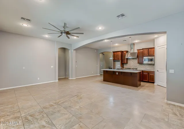 4th image of 4135 E Grand Canyon Dr, Chandler, AZ 85249 | MLS# 7005666