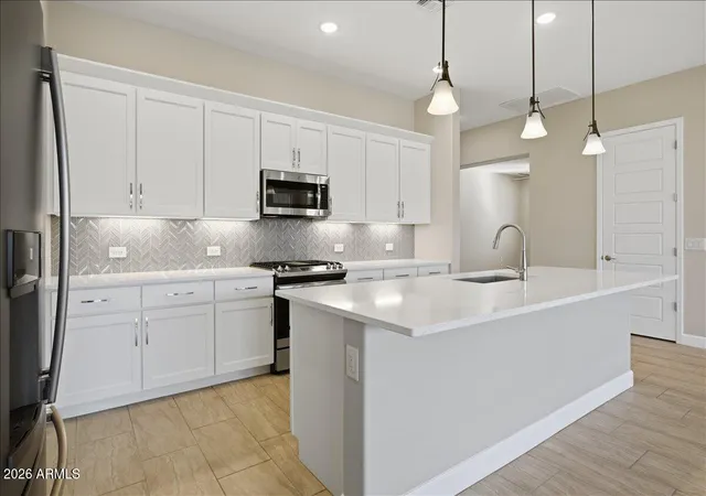 Photo 4 of Single family home for sale at 62797 E Thunder Rock Dr, Tucson, AZ 85739 | MLS# 7005764 | Listing updated on 2026-08-17