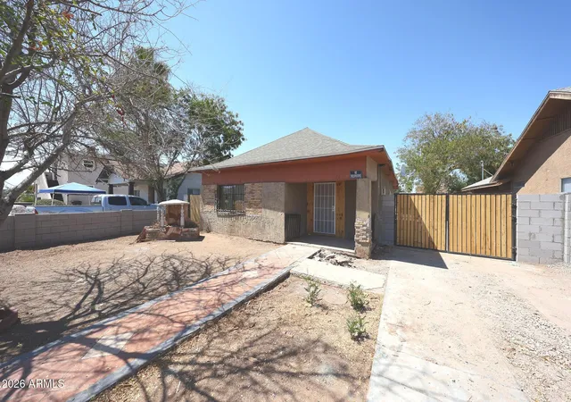 Homes for sale in Phoenix, AZ | 1306 W Polk St, Phoenix, AZ 85007 | MLS# 7028849