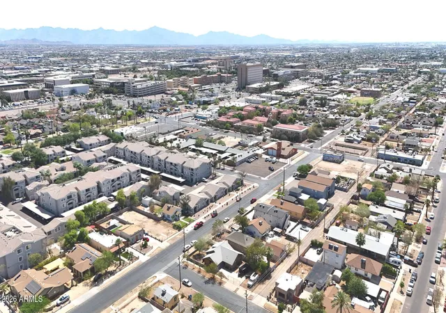 Homes for sale in Phoenix, AZ | 1306 W Polk St, Phoenix, AZ 85007 | MLS# 7028849