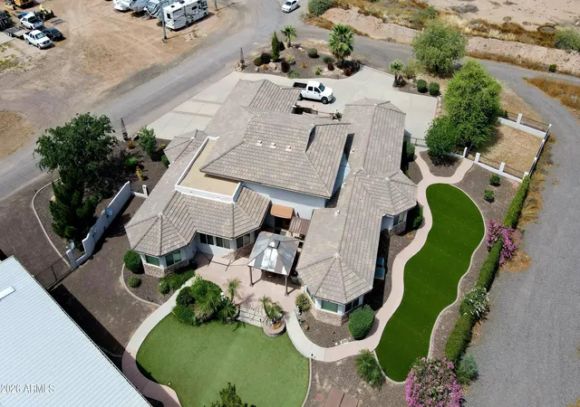 3rd image of 3655 W Dynamite Blvd, Phoenix, AZ 85083 | MLS# 7006212