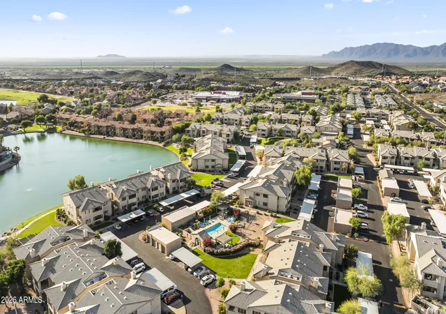 2nd image of 16013 S Desert Foothills Pkwy, Phoenix, AZ 85048