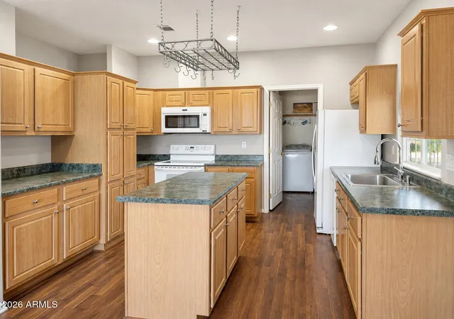 4th image of 2400 E Baseline Ave #87, Apache Junction, AZ 85119 | MLS# 7006443