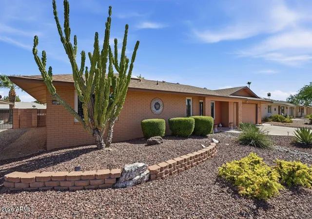 2nd image of 20013 N Willowcreek Cir, Sun City, AZ 85373 | MLS# 7051012