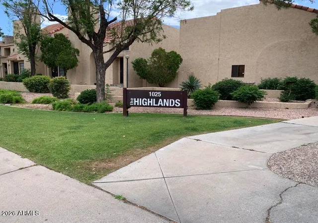 Homes for sale in Phoenix, AZ | 1025 E Highland Ave #32, Phoenix, AZ 85014 | MLS# 7006187