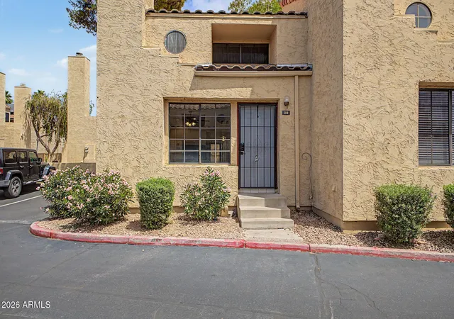 Homes for sale in Phoenix, AZ | 1025 E Highland Ave #32, Phoenix, AZ 85014 | MLS# 7006187