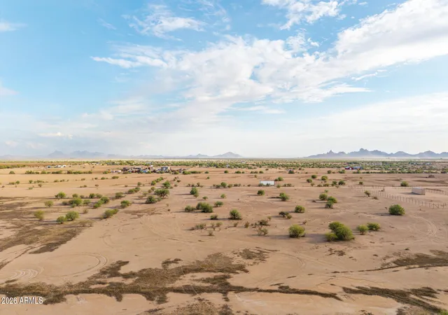 Photo 4 of Land for sale at 0 W Pony Cir Rd #185, Arizona City, AZ 85123 | MLS# 7006227 | Listing updated on 2026-04-01