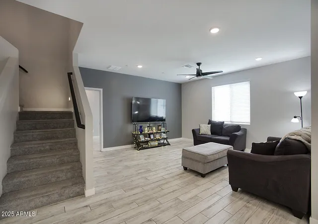 5th image of 16829 W Maya Wy, Surprise, AZ 85387 | MLS# 7007670