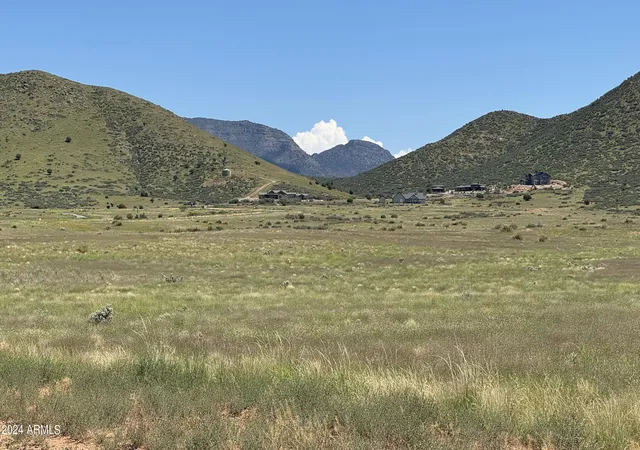 4th image of 10692 E Stallion Wy #82, Prescott Valley, AZ 86315 | MLS# 7006340