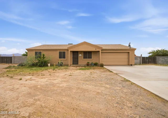 Homes for sale in Eloy, AZ | 3527 E Batten Rd, Eloy, AZ 85131 | MLS# 7006978