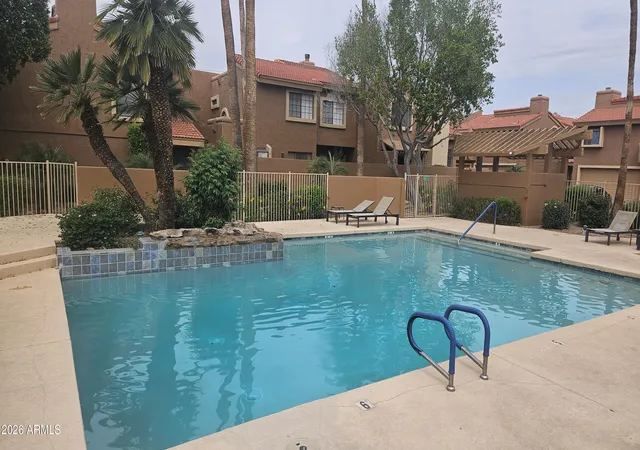 2nd image of 5640 E Bell Rd, Scottsdale, AZ 85254