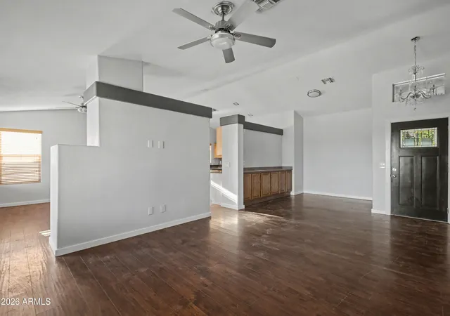 Photo 4 of Sale Pending at 3925 W Charter Oak Rd, Phoenix, AZ 85029 | MLS# 7007068 | Listing updated on 2026-08-24