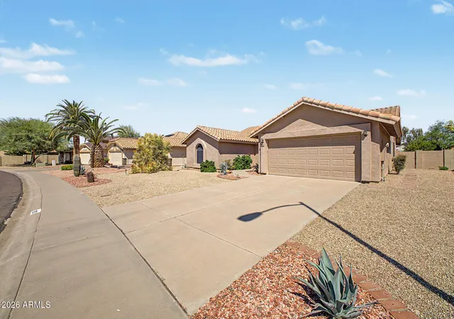 Photo 3 of Single family home for sale at 9850 W Menadota Dr, Peoria, AZ 85382 | MLS# 7010754 | Listing updated on 2026-09-04