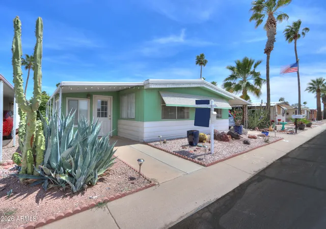 Photo 3 of Manufactured home for sale at 2172 N Cajeme Ave #327, Casa Grande, AZ 85122 | MLS# 7008359 | Listing updated on 2026-07-17