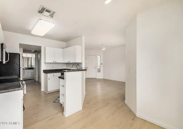 Homes for sale in Gilbert, AZ | 1295 N Ash St #828, Gilbert, AZ 85233 | MLS# 7007813