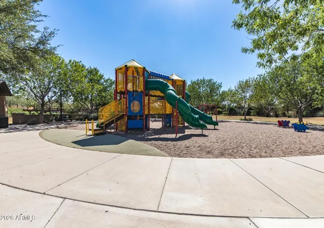 69th image of 1271 E Canyon Creek Dr, Gilbert, AZ 85295 | MLS# 7009344