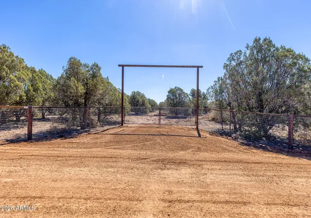2nd image of 0000 Aubri Ln #B, Show Low, AZ 85901 | MLS# 7007104