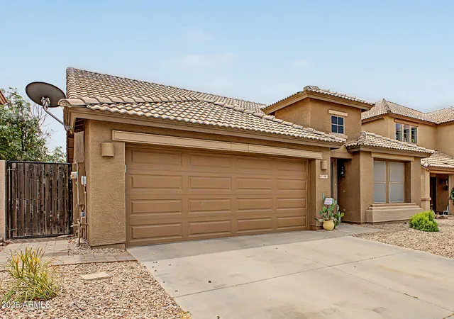 Photo 3 of Sale Pending at 99 W Yellow Bee Dr, San Tan Valley, AZ 85143 | MLS# 7017054 | Listing updated on 2026-09-24