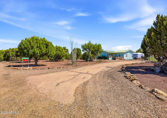 Homes for sale in Concho, AZ | 6 County Road N6813 Road, Concho, AZ 85924 | MLS# 7008066