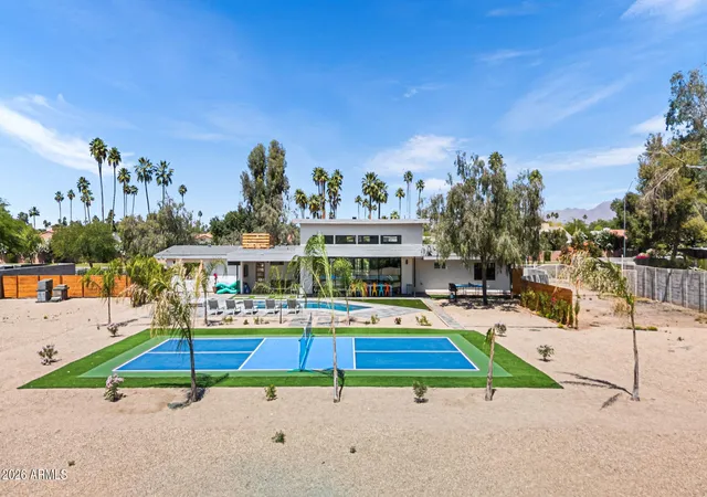 Photo 3 of Single family home for sale at 8621 E Indian Bnd Rd, Scottsdale, AZ 85250 | MLS# 7012173 | Listing updated on 2026-09-11