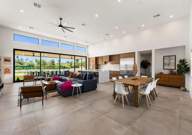 Photo 4 of Single family home for sale at 8621 E Indian Bnd Rd, Scottsdale, AZ 85250 | MLS# 7012173 | Listing updated on 2026-09-11