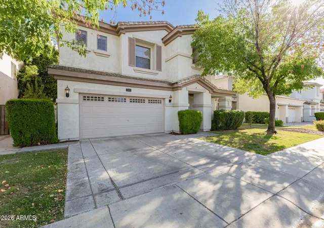 2nd image of 1121 W Stella Ln, Phoenix, AZ 85013 | MLS# 7007517