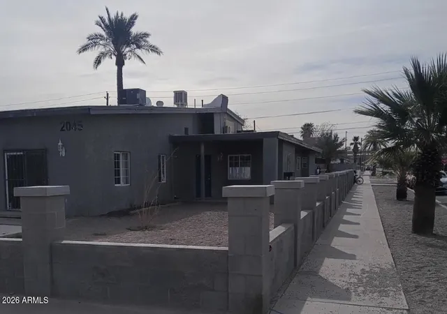 Homes for sale in Phoenix, AZ | 2045 W Washington St, Phoenix, AZ 85009 | MLS# 7008464