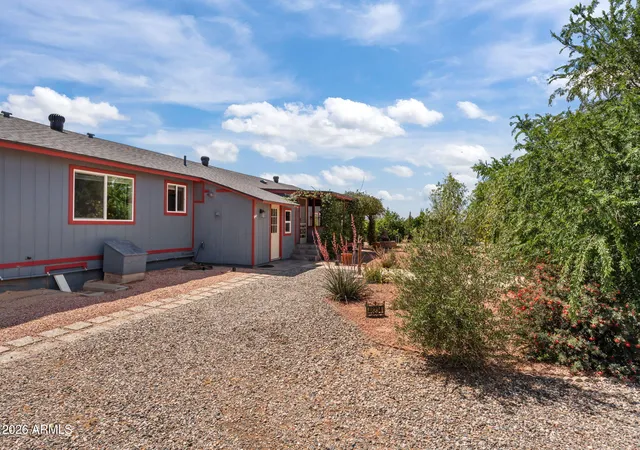 Homes for sale in Aguila, AZ | 48234 N 513Th Ave, Aguila, AZ 85320 | MLS# 7009103