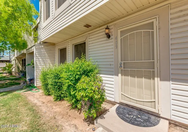 3rd image of 409 E Woodman Dr, Tempe, AZ 85283 | MLS# 7049032
