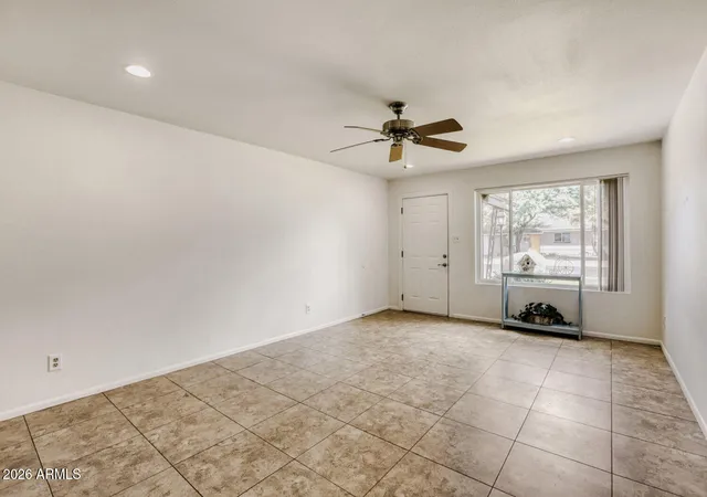 4th image of 233 E Cairo Dr, Tempe, AZ 85282 | MLS# 7008185