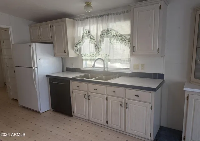 Homes for sale in Apache Junction, AZ | 2208 W Baseline Ave #102, Apache Junction, AZ 85120 | MLS# 7008169