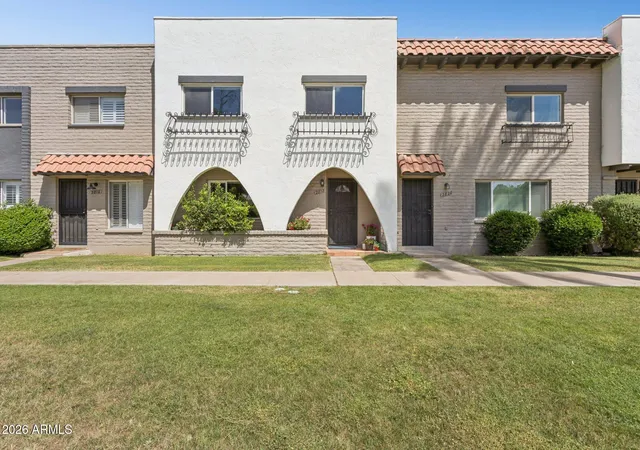 Photo 1 of Townhouse for sale at 2818 E Clarendon Ave, Phoenix, AZ 85016 | MLS# 7008371 | Listing updated on 2026-09-22