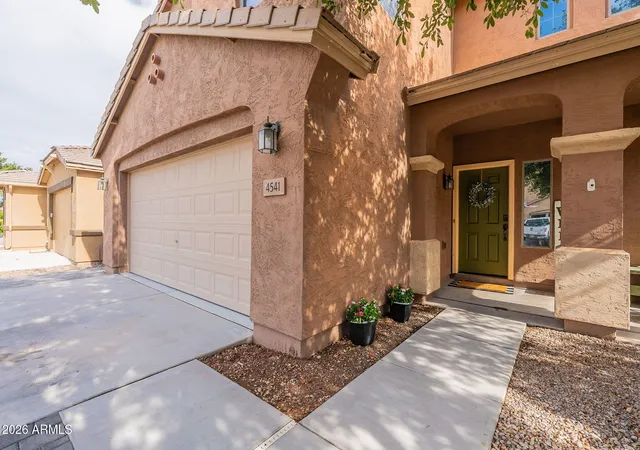 Photo 2 of Single family home for sale at 4541 W Federal Way, San Tan Valley, AZ 85144 | MLS# 7008397 | Listing updated on 2026-07-17