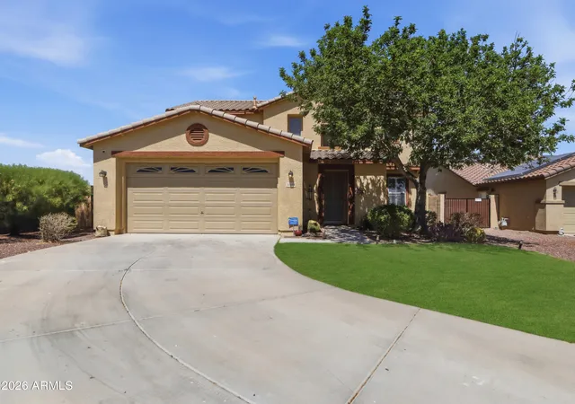 Homes for sale in Surprise, AZ | 16464 W Honeysuckle Dr, Surprise, AZ 85387 | MLS# 7008292