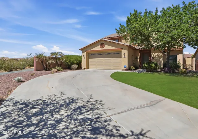 Homes for sale in Surprise, AZ | 16464 W Honeysuckle Dr, Surprise, AZ 85387 | MLS# 7008292