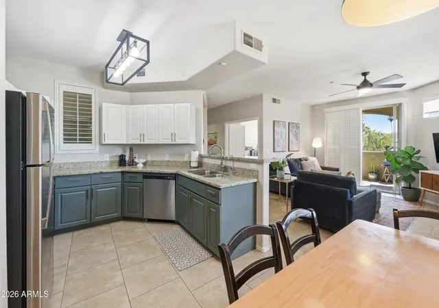 Homes for sale in Phoenix, AZ | 5303 N 7th St #220, Phoenix, AZ 85014 | MLS# 7008360