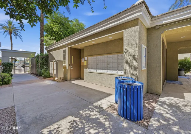Homes for sale in Phoenix, AZ | 5303 N 7th Street, Phoenix, AZ 85014 | Houzeo